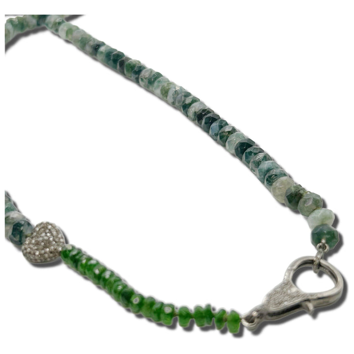 A FOREST PENDANT CHAIN
