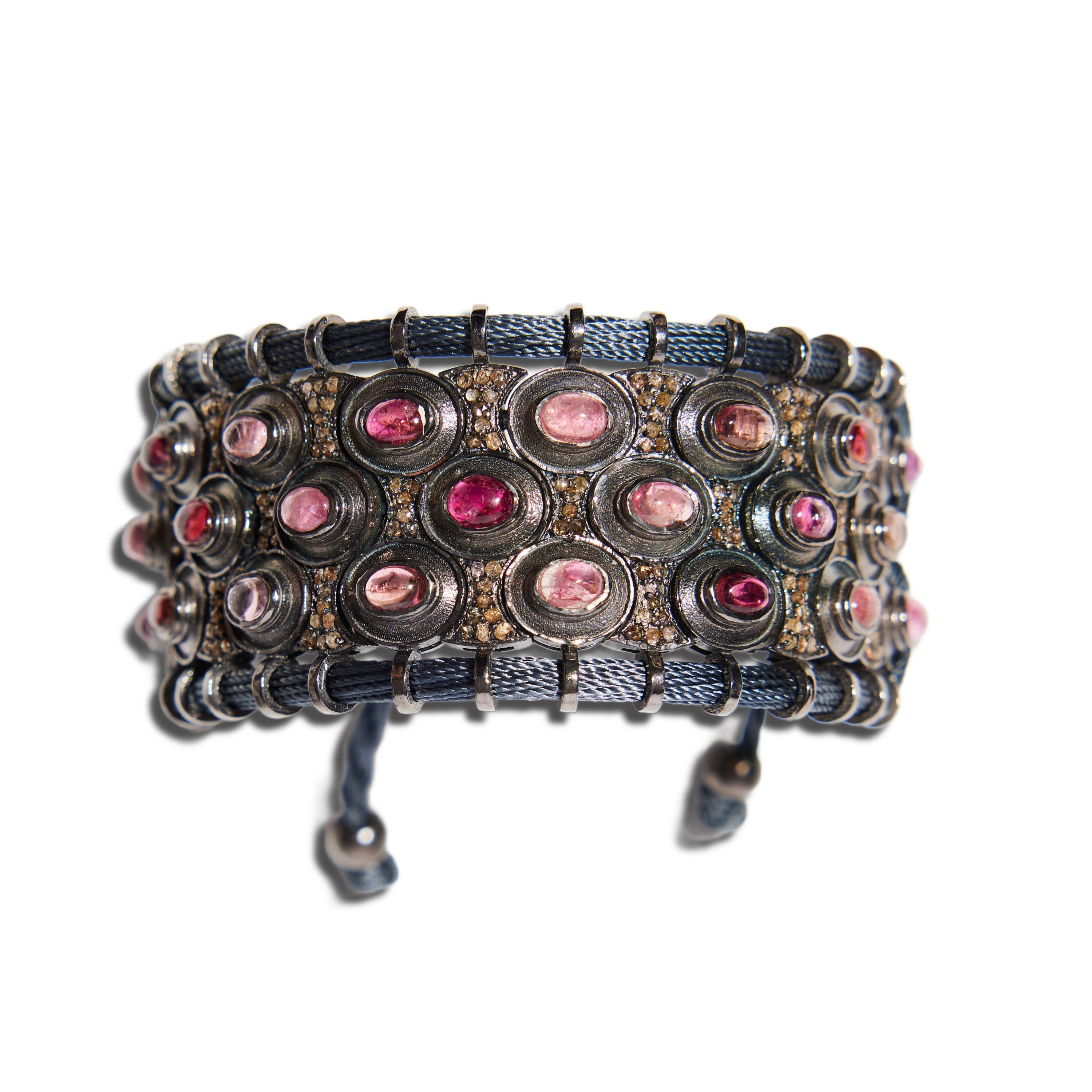ALL EYES CORD BRACELET