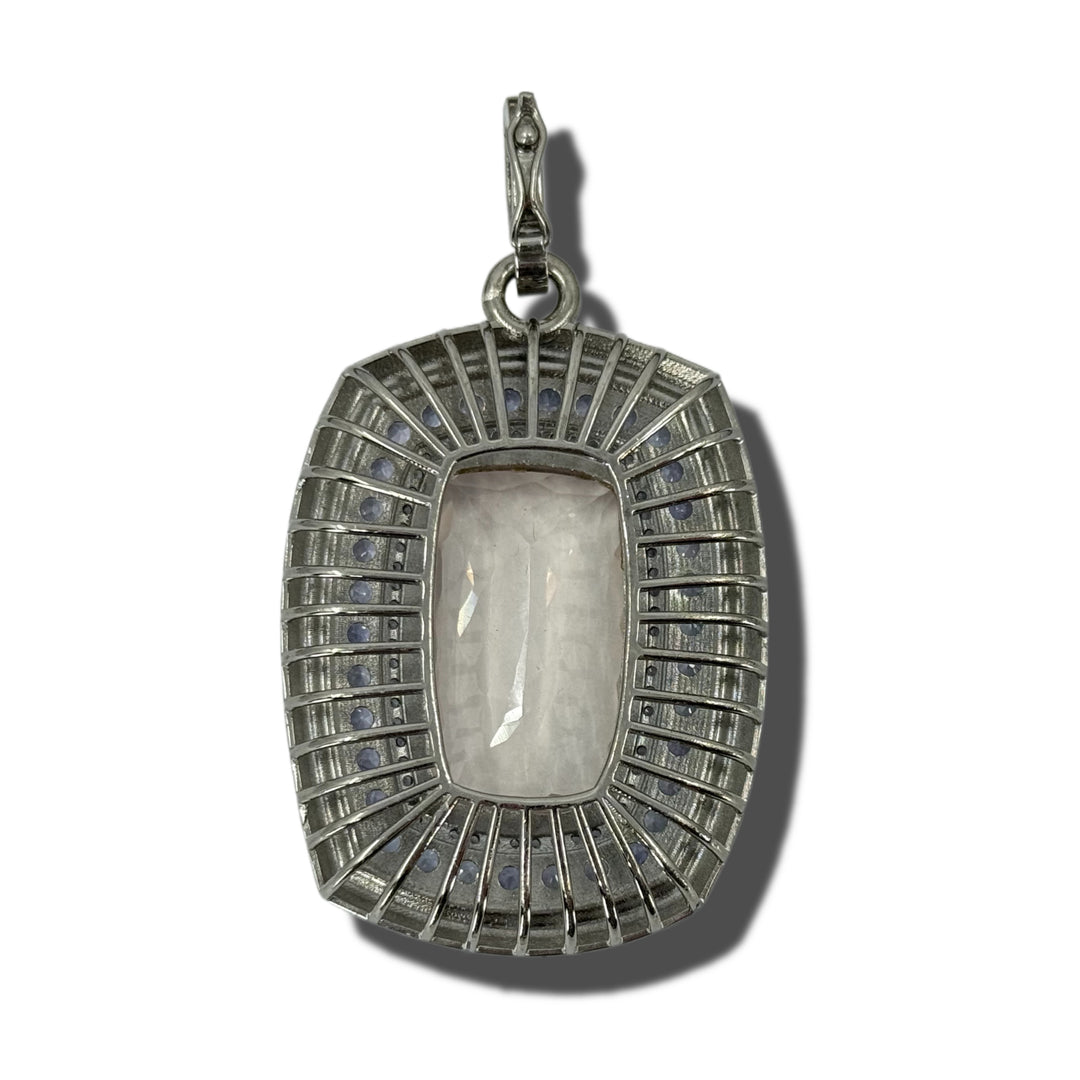 DARK PARADISE PENDANT