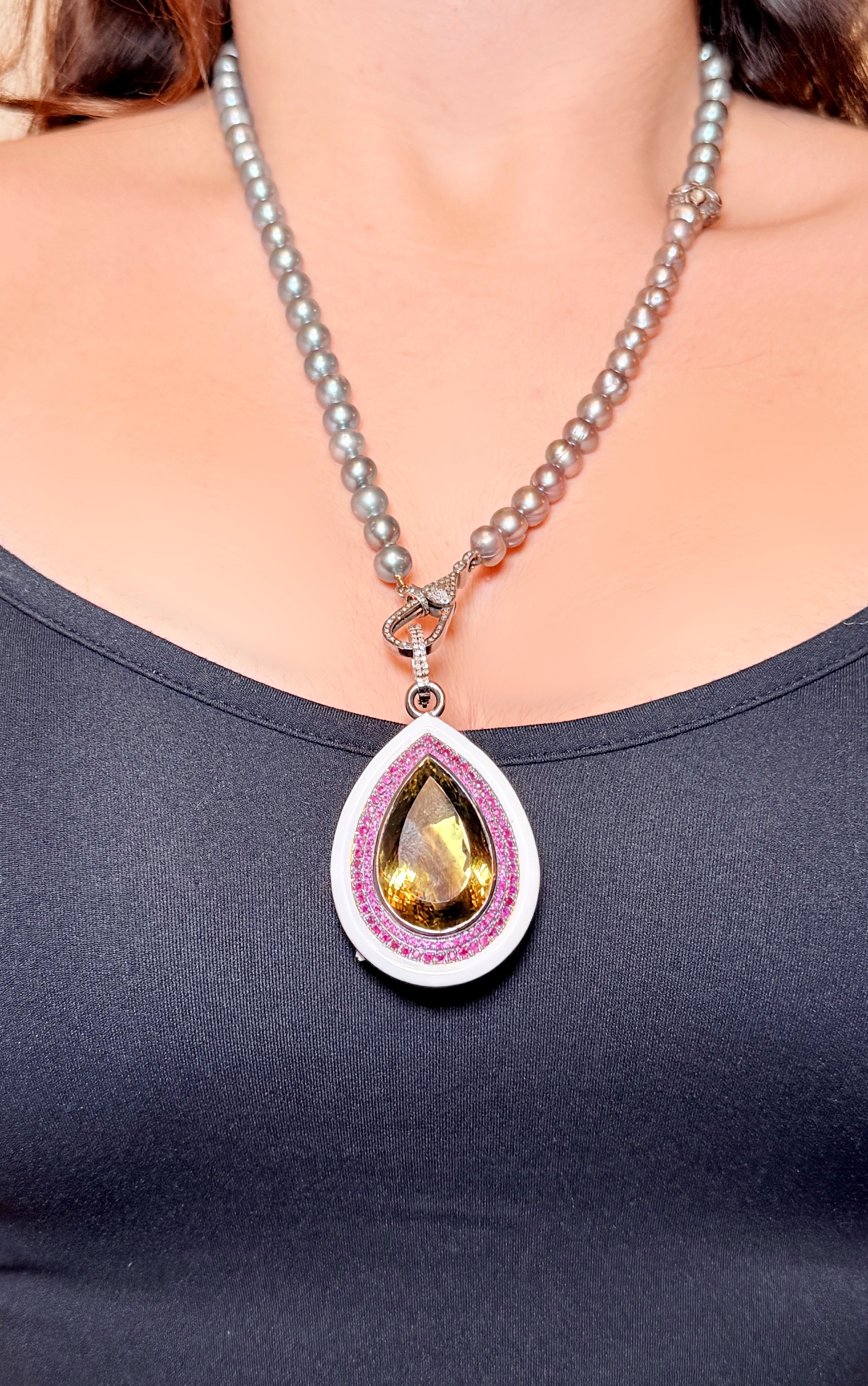 DOUBLE FLAME PENDANT