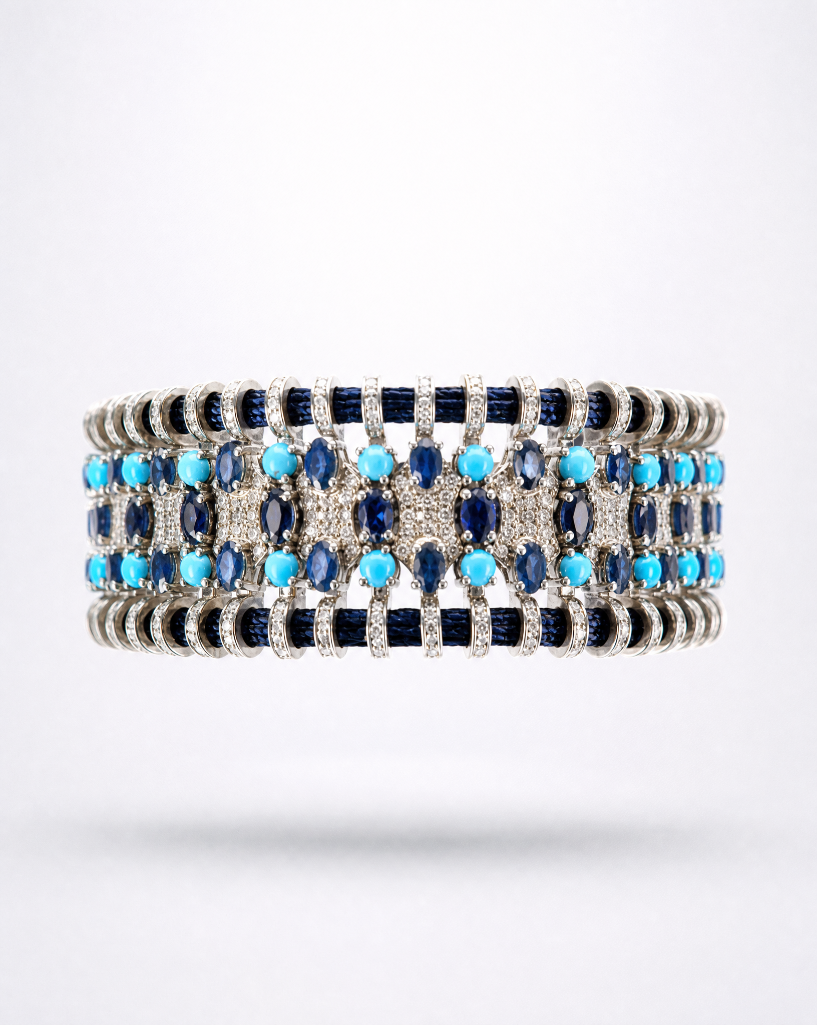 LIKE TREASURE CORD BRACELET