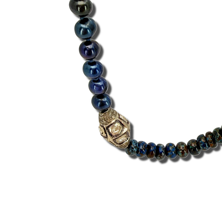 MIDNIGHT CHAIN