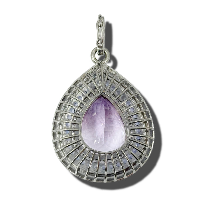 PERFECT SHIMMER PENDANT
