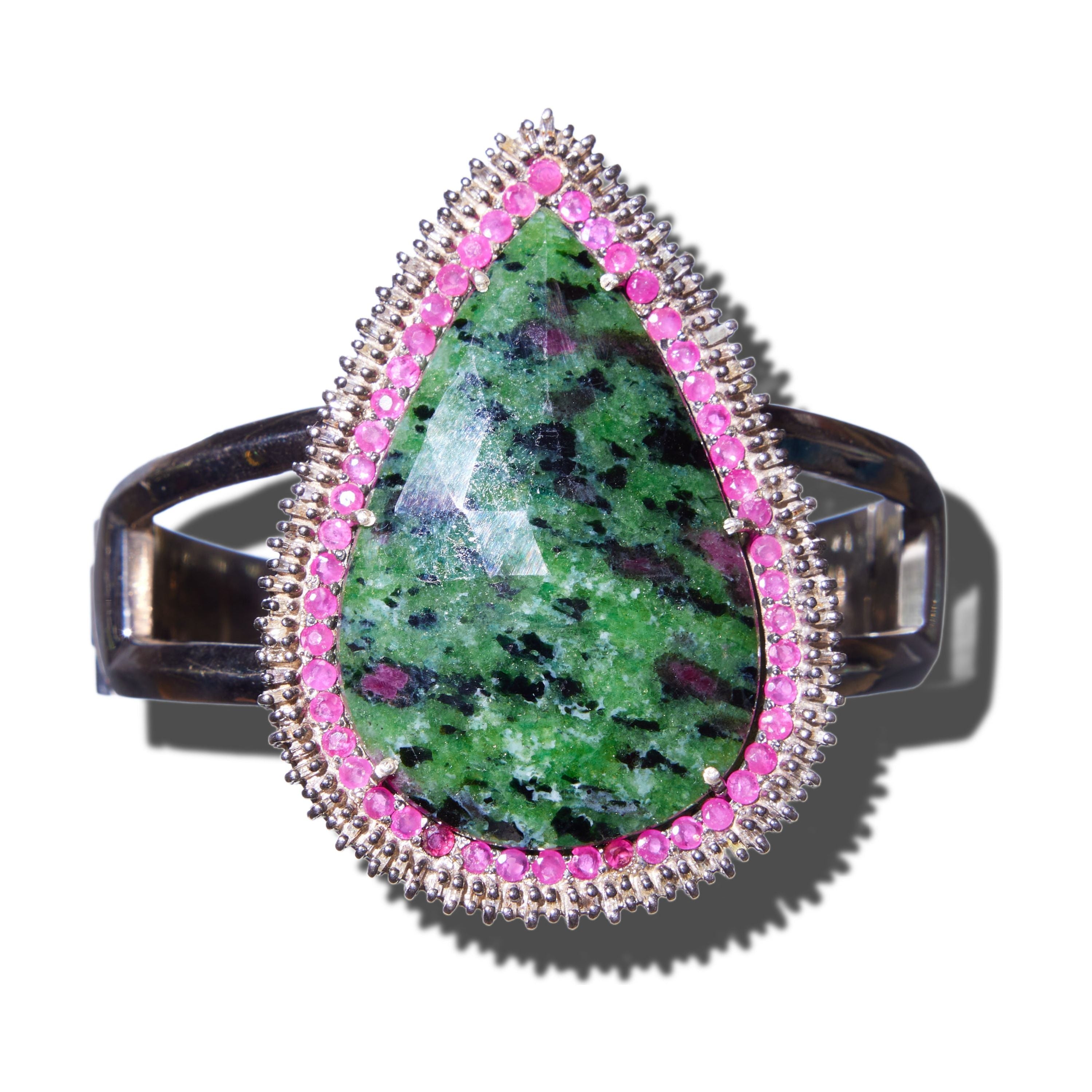PYRAMID CUFF