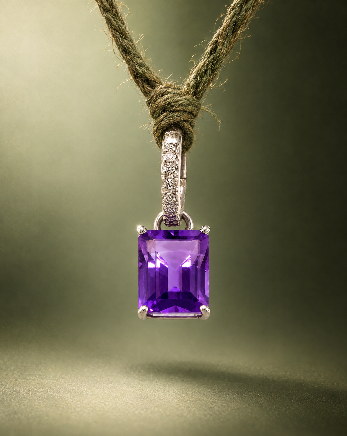 THE CUTS PENDANT