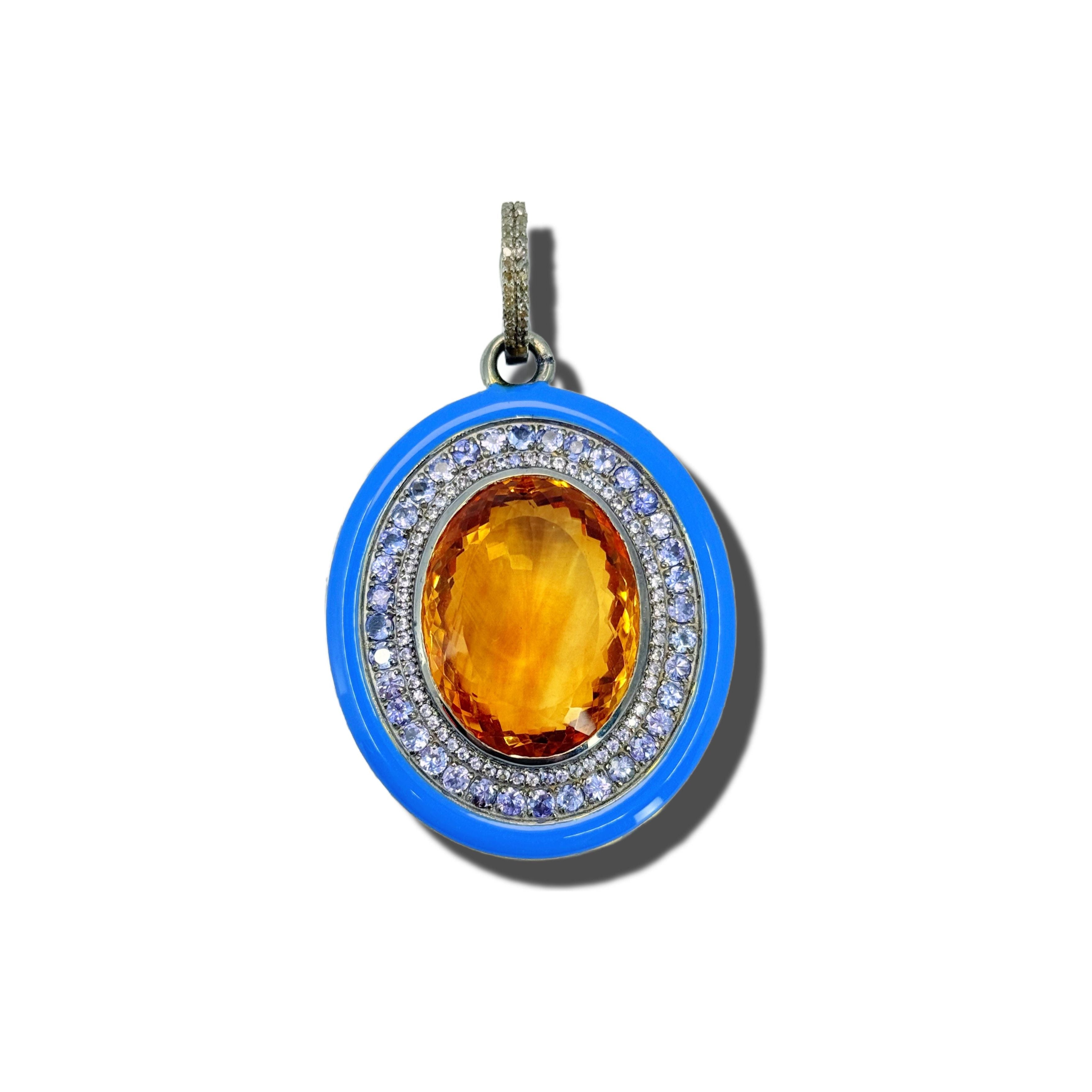 BOLD PENDANTS